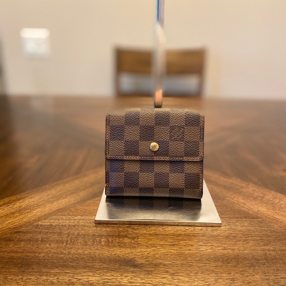 Louis Vuitton Handbags - Louis Vuitton Damier Canvas Wallet Purse